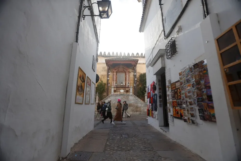 Vista de las calles de la judería del casco histórico de Córdoba.