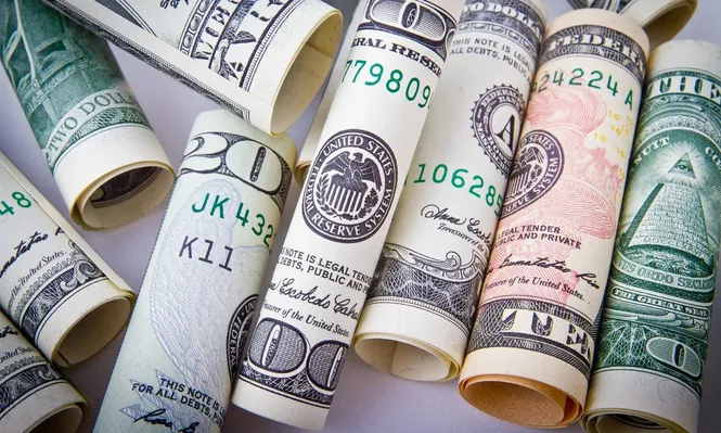 BCU compró US$ 55 millones para evitar baja mayor del dólar