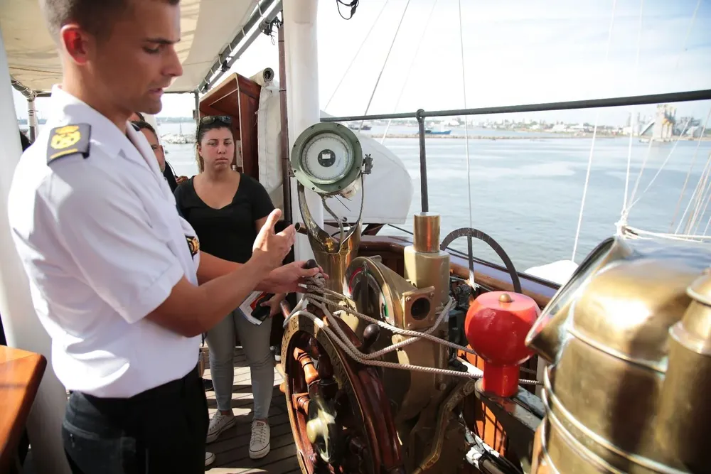 Por el caso son indagados dos comandantes y 10 altos oficiales de la fuerza