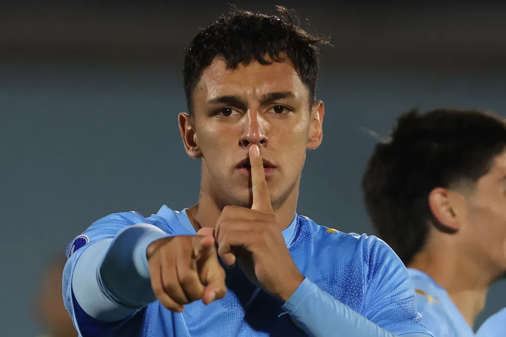 Eduardo Agüero celebra su gol para Montevideo City Torque ante Gremio por Copa Sudamericana