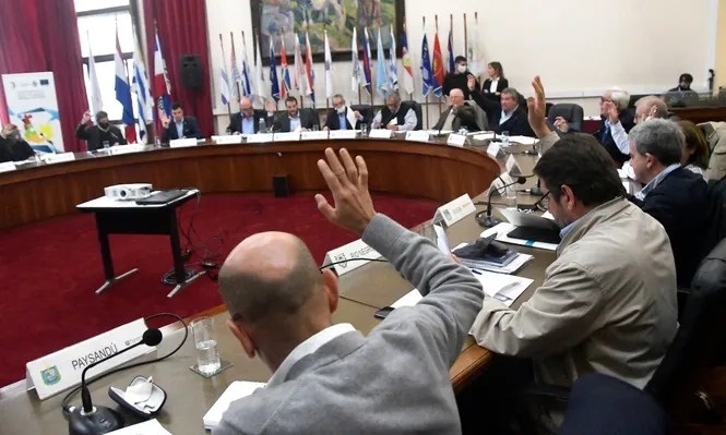 Intendentes exigen que no se recorten transferencias y OPP pide ser realista