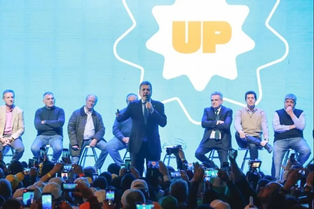 Massa encabezó un acto con la CGT