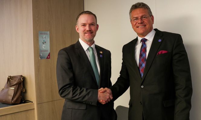 El comisario de Comercio europeo, Maros Sefcovic, y su homólogo de EEUU,&nbsp;Jamieson Greer