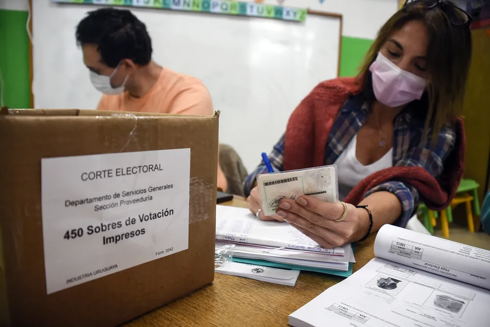 Incluso en la pandemia el voto siguió siendo obligatorio.