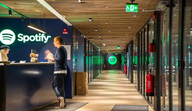 Spotify presentó denuncia contra Apple en la Unión Europea