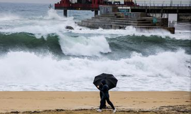 Cierran el puerto de Valencia por la llegada de una nueva DANA que puede provocar un temporal marítimo