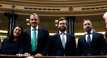 Iván Espinosa de los Monteros y Santiago Abascal, protagonistas de VOX.