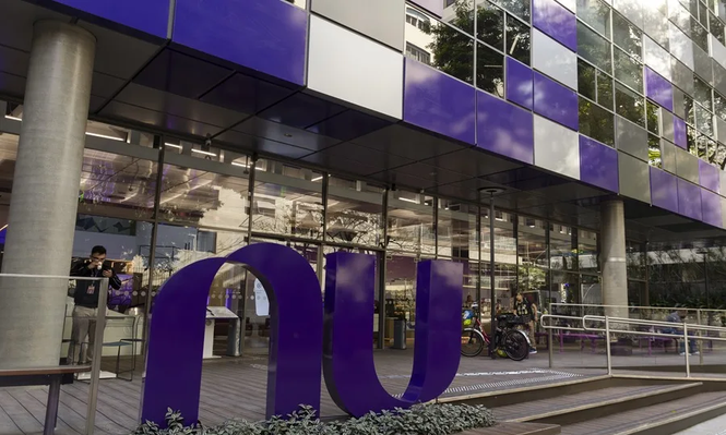 Nubank se expande: la fintech brasileña solicita una licencia bancaria para operar en Estados Unidos