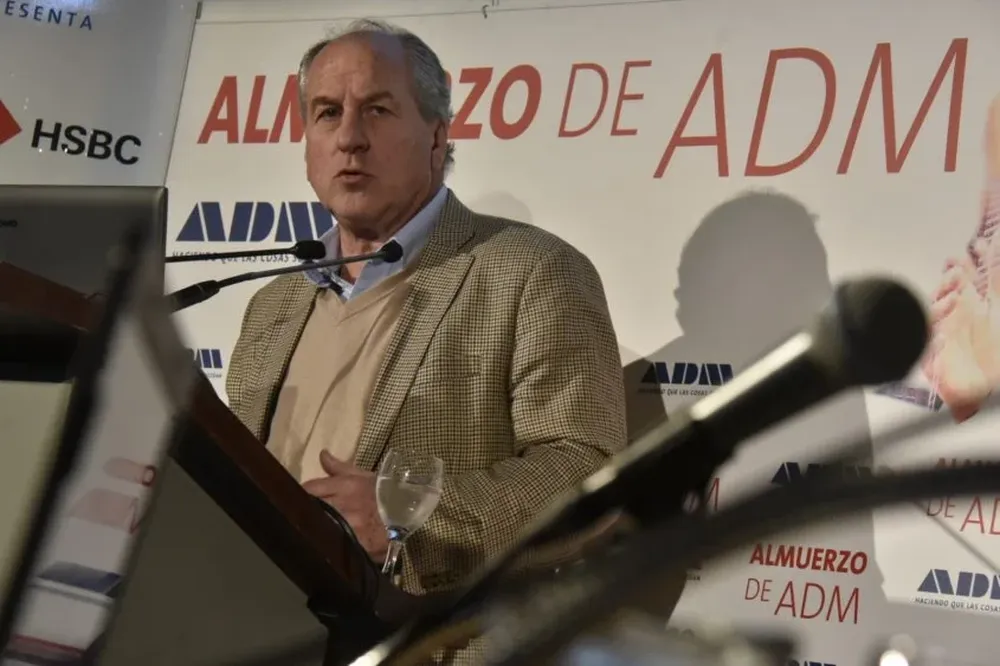 Ministro de Trabajo, Ernesto Murro.