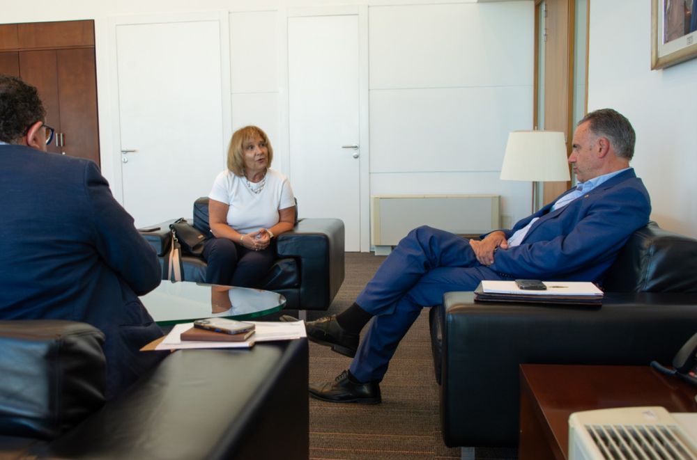 Noemi Fremd y Yamandú Orsi en la reunión en Torre Ejecutiva