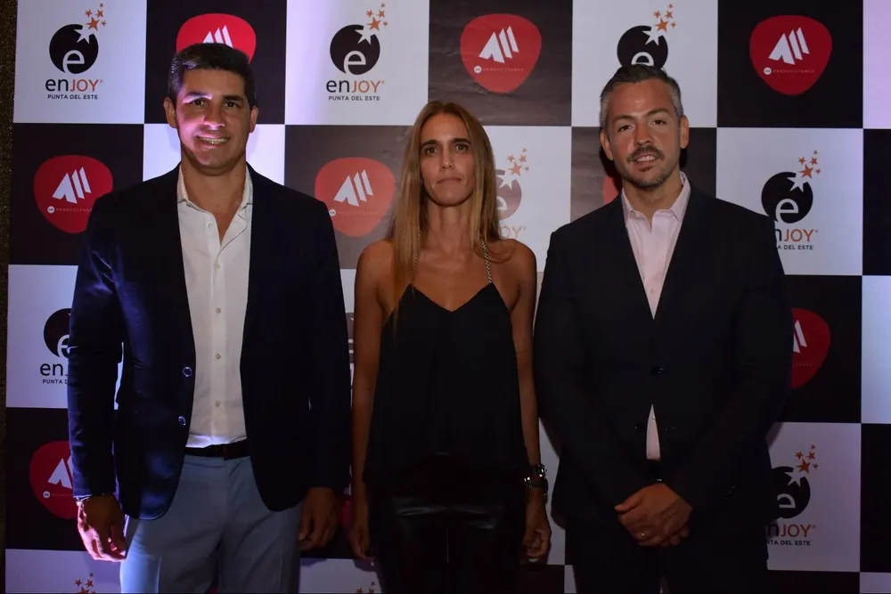 Javies Ascurra, Paula Esposito e Ignacio Sarmiento