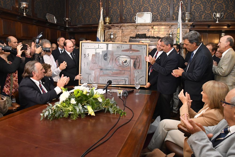 ARU: el obsequio al presidente que cerró una gestión elogiada, Patricio Cortabarría.