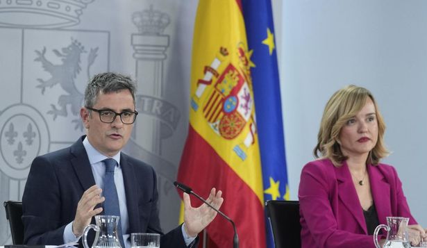 Félix Bolaños y Pilar Alegría tras la reunión del Consejo de Ministros