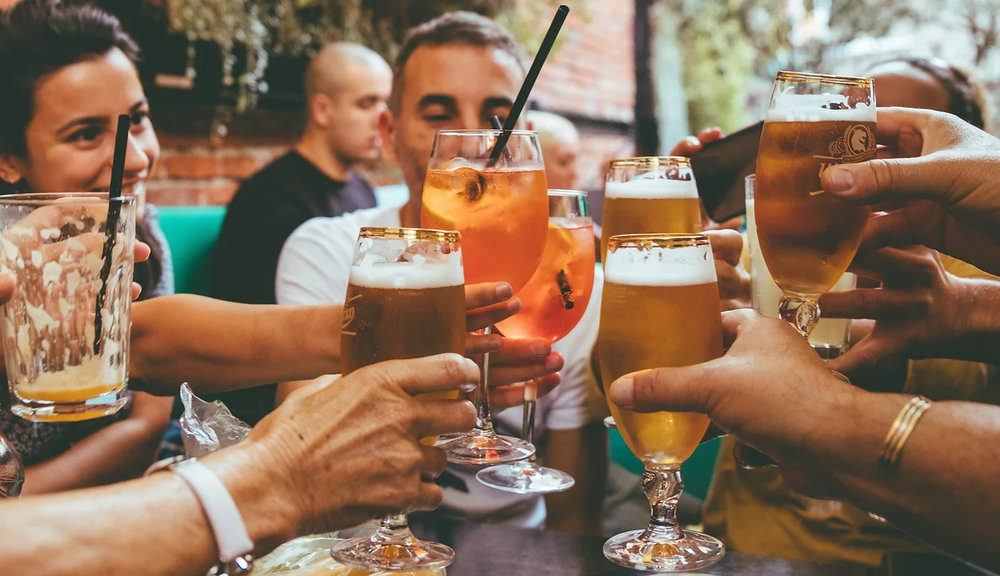 Tinto de verano y cerveza, las bebidas más consumidas en verano.