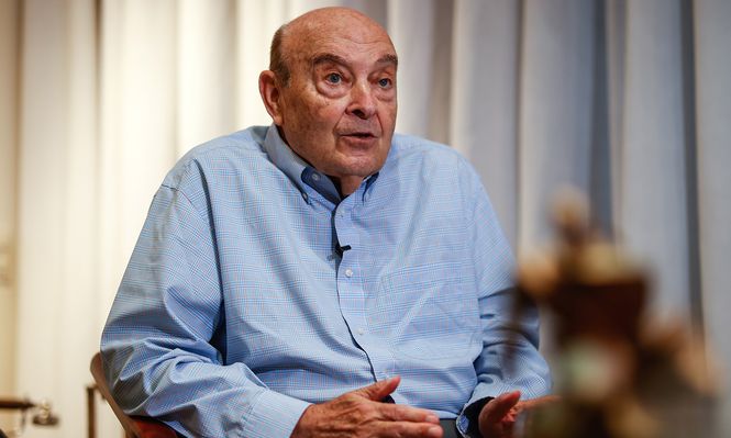 Cavallo recargado por el atraso cambiario: Hay muchas evidencias de que el peso sigue sobrevaluado