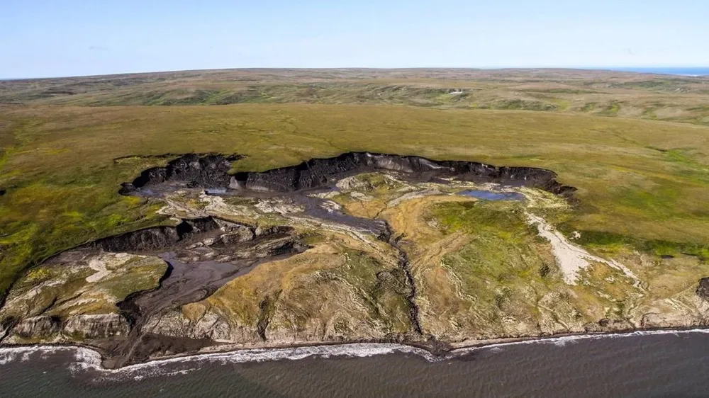 Efectos del deshielo del permafrost en la costa del ártico canadiense