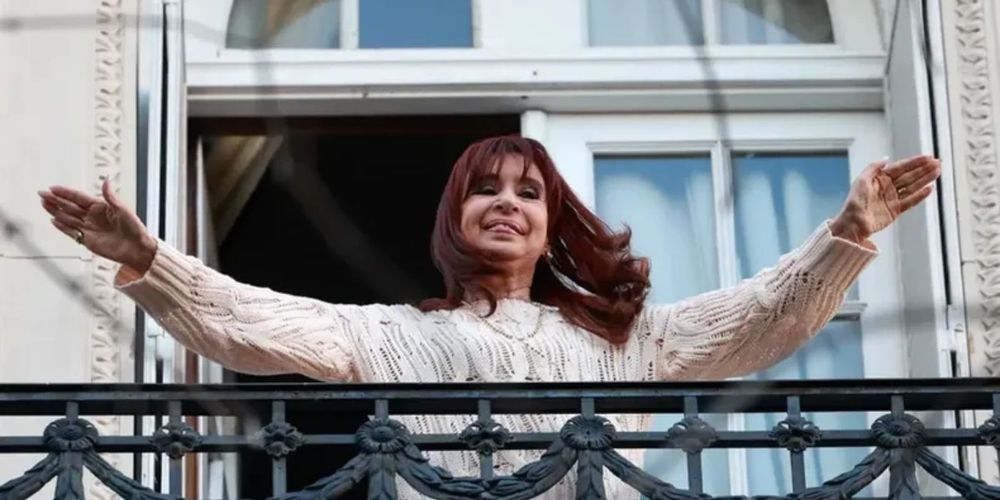 MARCHA CRISTINA KICHNER.jpg