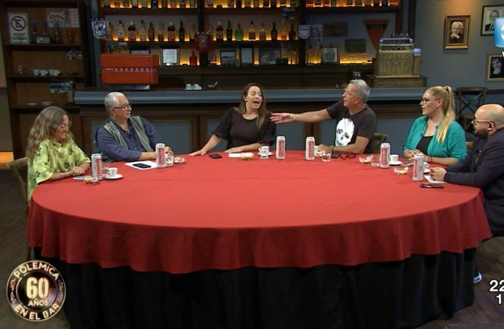 Polémica en el Bar.jpg