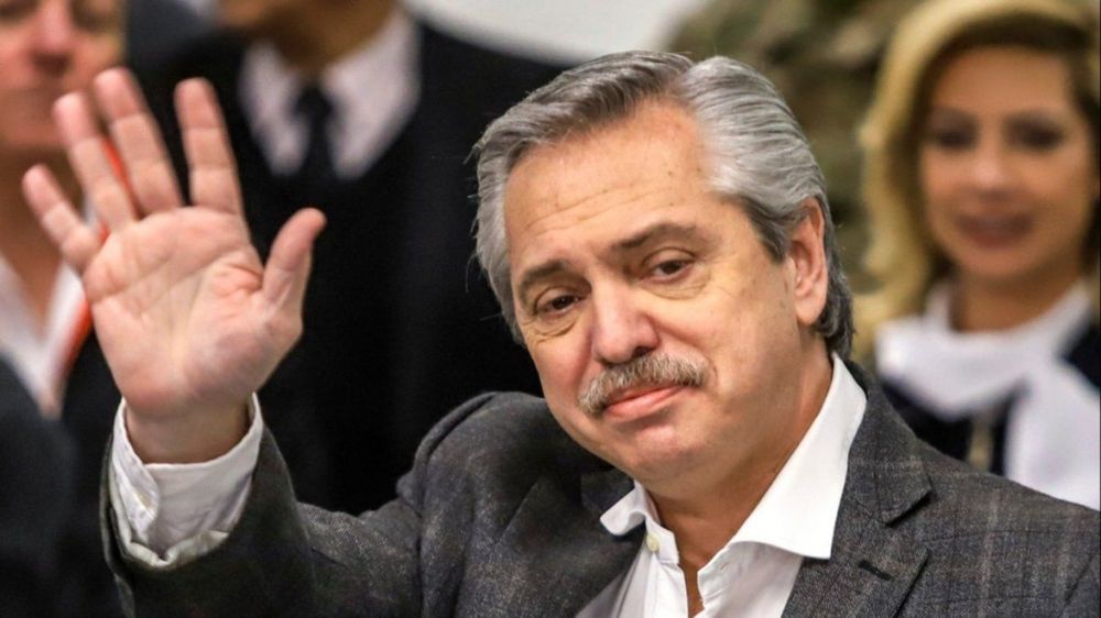 Fernández presentó un escrito en Comodoro Py.