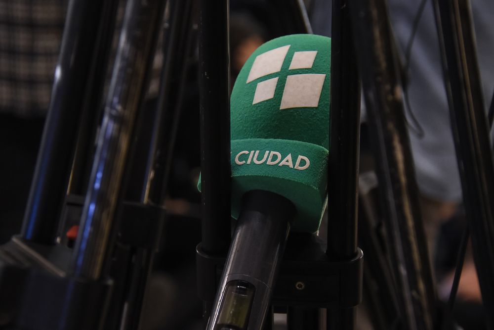 20250408 Micrófono de TV Ciudad