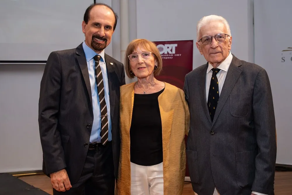 Eduardo Hipogrosso, Charlotte de Grünberg y José Grünberg