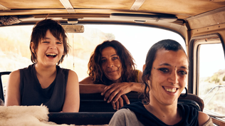 La película Sirat, nominada a mejor filme de habla no inglesa en Los Globos de Oro.&nbsp;