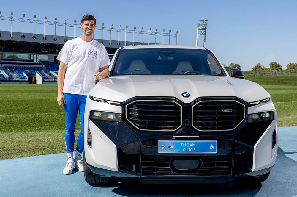 Courtois con un modelo como el que eligió Valverde Courtois con un modelo como el que eligió Valverde