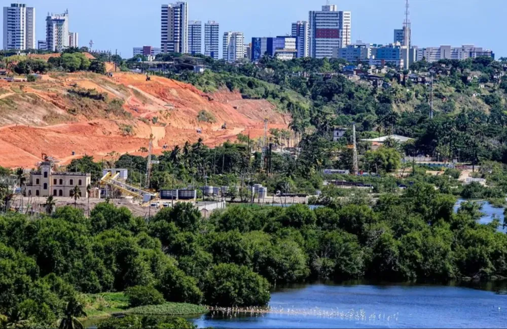 El colapso de la mina explotada por la petroquímica Braskem tendría el potencial de abrir un cráter mayor que el estadio de Maracaná.