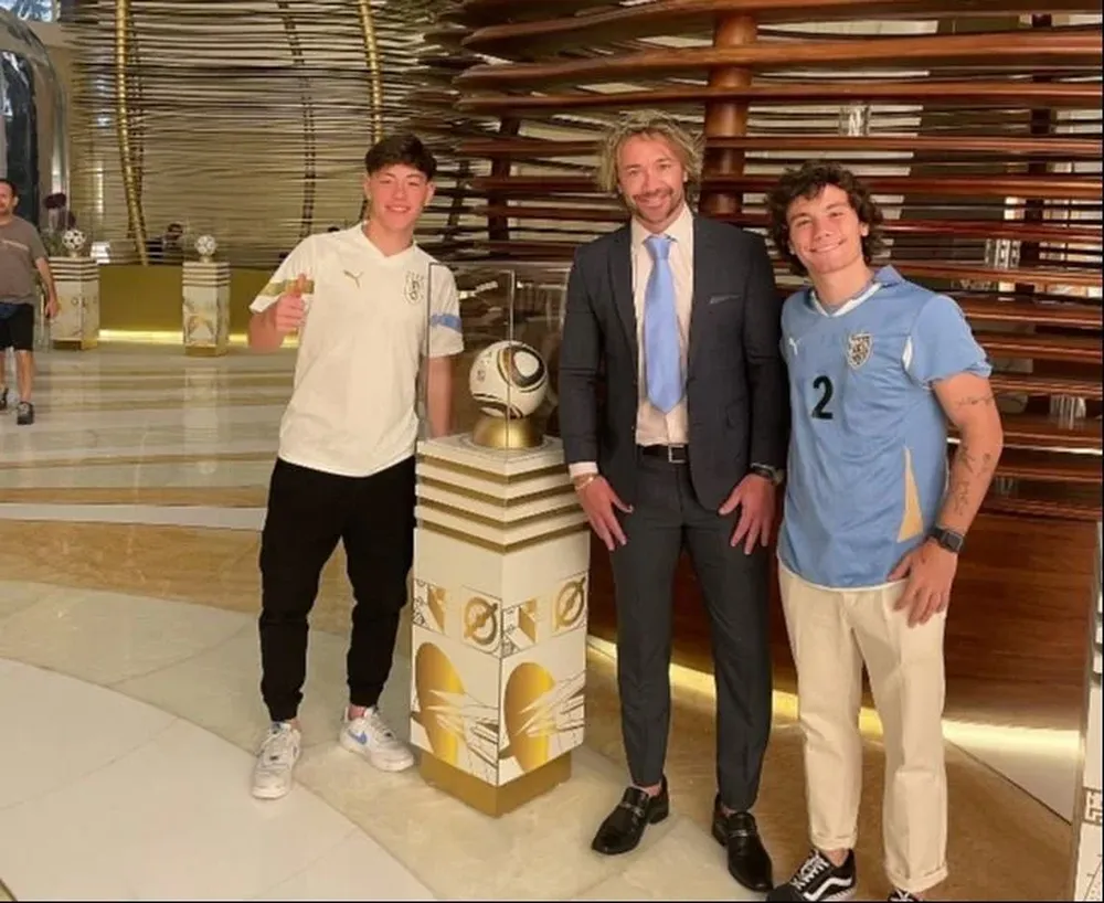 Lugano con sus hijos futbolistas