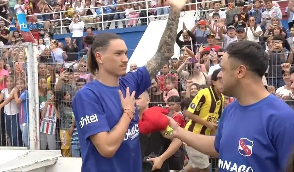 Darwin Núñez en Artigas