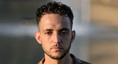 Los primeros pasos de C. Tangana en la música fueron en 2006 como parte de la banda de rap Agorazein.