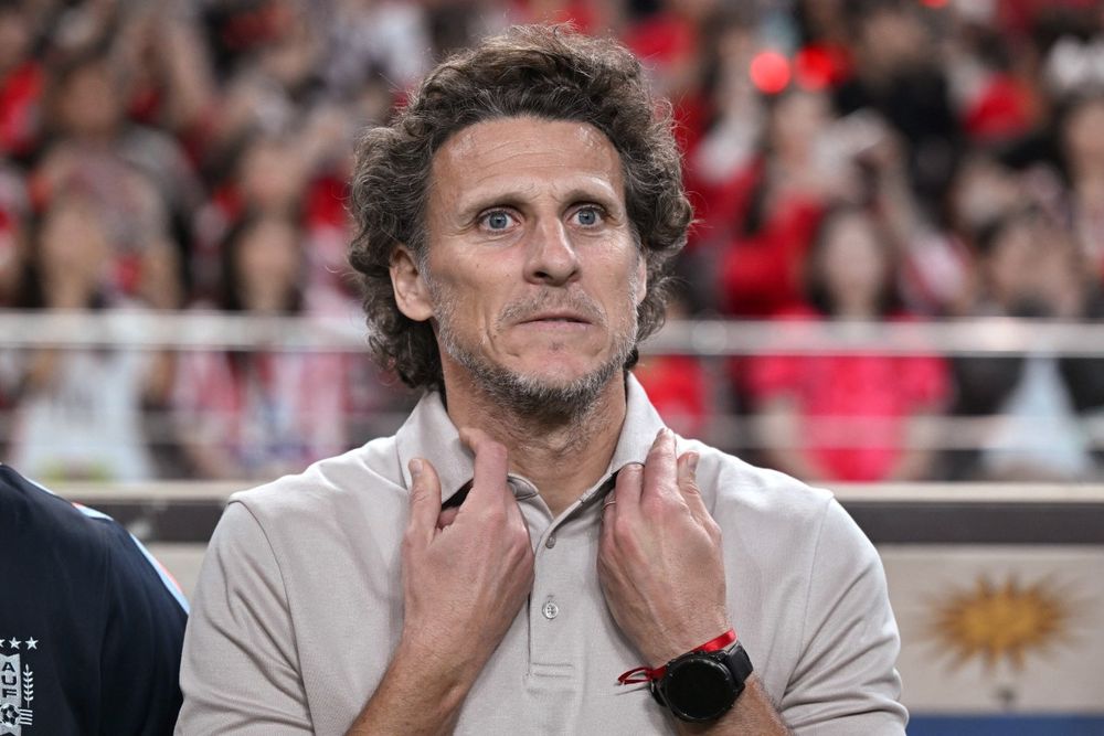 Diego Forlán ante Corea del Sur