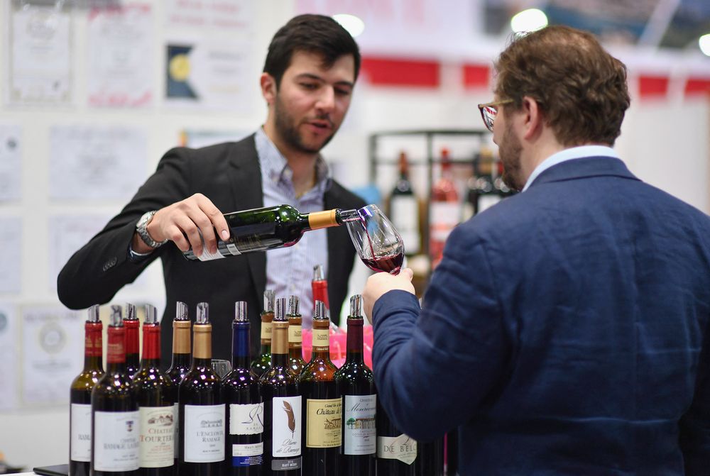 Donald Trump realizó anuncios que preocupan a varios actores: los comerciantes de vinos y dueños de restaurantes estadounidenses observan con temor e impulsan exclusiones que, según dicen, protegerán a las pequeñas empresas.