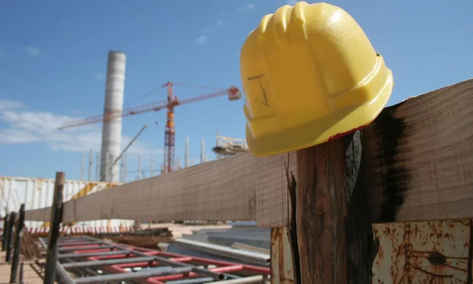 Construir en la frontera con Brasil: contratar un albañil en Rivera es casi tres veces más caro que hacerlo en Santana de Livramento