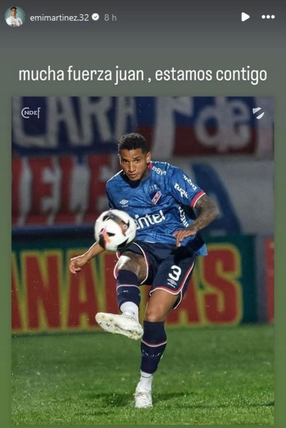 Emiliano Mart&iacute;nez, de la selecci&oacute;n de Uruguay, le envi&oacute; un mensaje a Juan Izquierdo