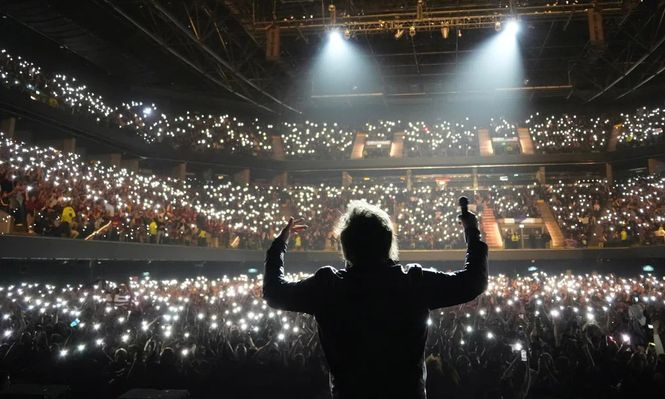 Una noche libertaria en el Movistar Arena