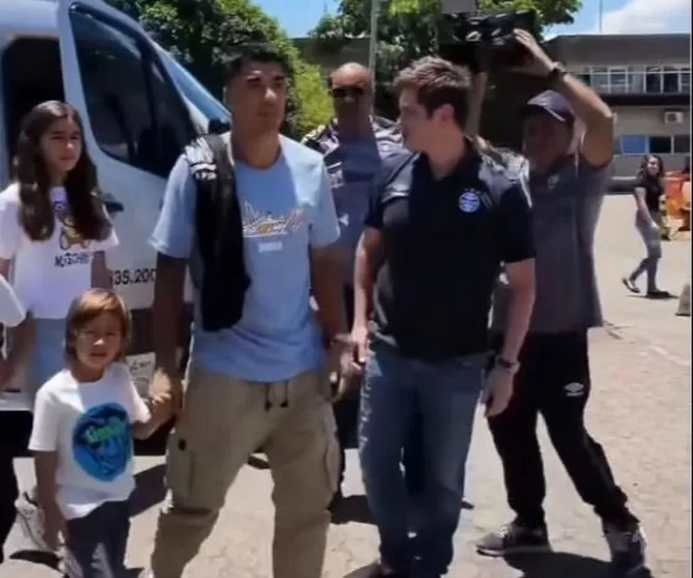 Suárez junto a sus hijos