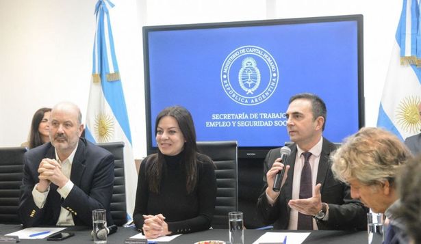 El Gobierno no quiere un paro de transporte y está dispuesto a confrontar con La Fraternidad