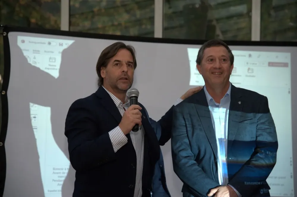 Lacalle Pou durante la presentación en Francia