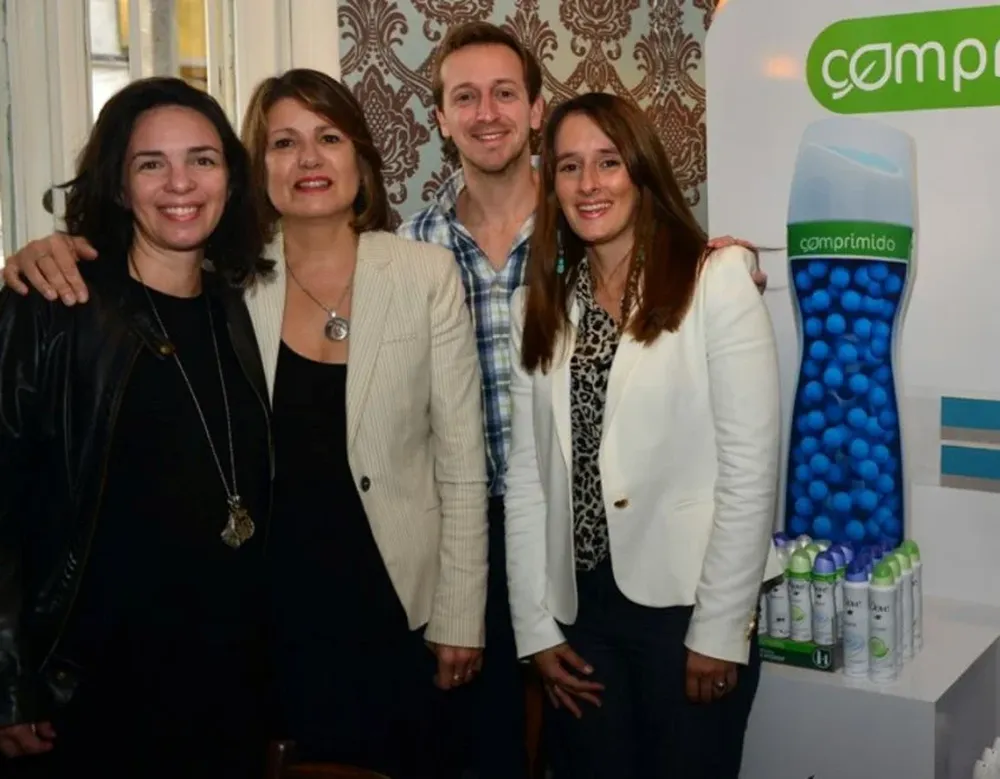 Verónica Eichtersheimer, Teresa Cometto, Juan Pablo Guerrero e Inés Fernández durante el lanzamiento
