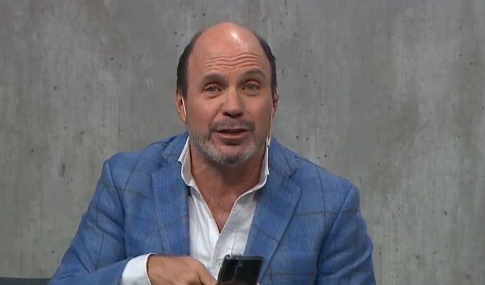 Nacho Álvarez en Santo y Seña