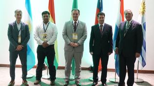 Consejo Agropecuario del Sur: Agustín Tejeda, subsecretario de Mercados Agropecuarios e Inserción Internacional de Argentina; Yamil Flores, ministro de Desarrollo Rural y Tierras de Bolivia; Carlos Fávaro, ministro de Agricultura y Ganadería de Brasil; Marcelo González, viceministro de Ganadería de Paraguay; y Fernando Mattos, ministro de Ganadería, Agricultura y Pesca de Uruguay.