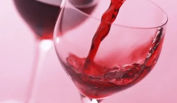 Tanto importadores como bodegas ya se contactaron con el instituto para interiorizarse  y promover la llegada del vino sin alcohol en Uruguay.