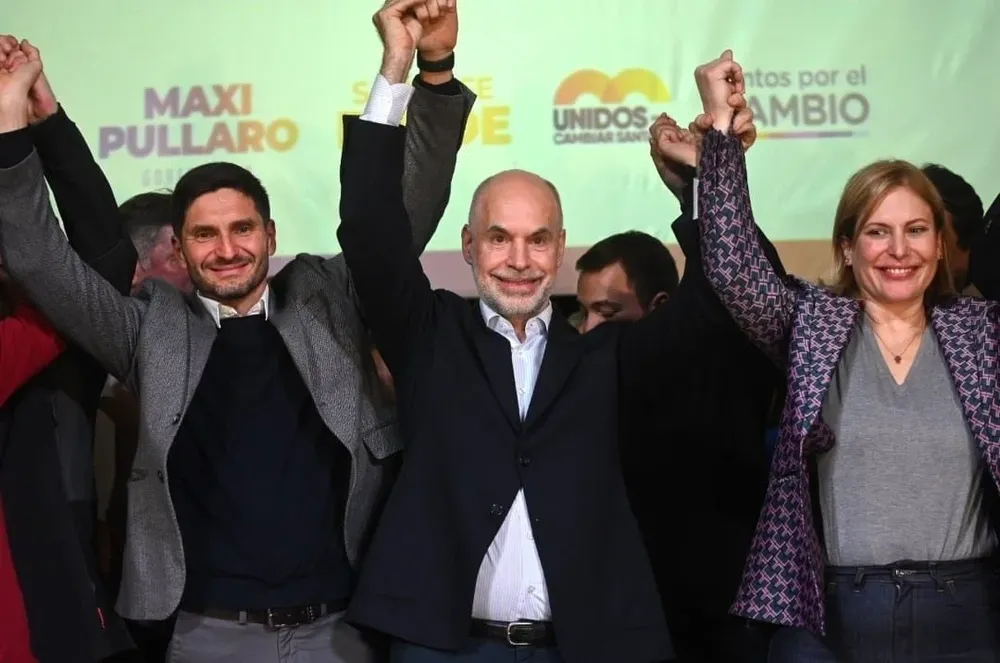 Pullaro junto a Rodríguez Larreta