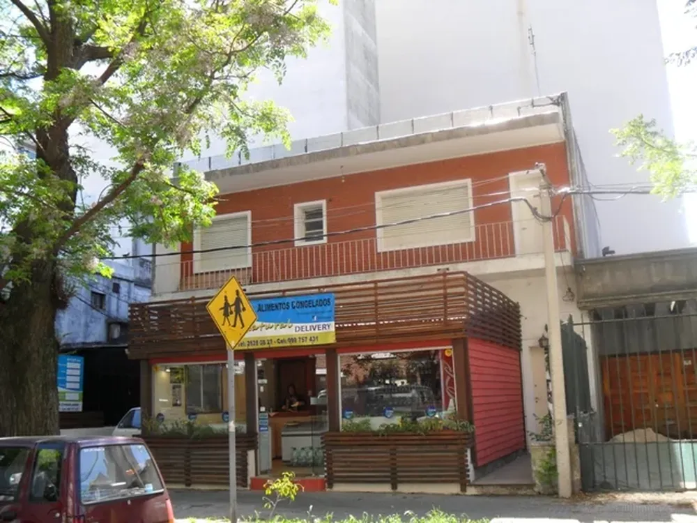 Frente de la propiedad que subastará Fattorini