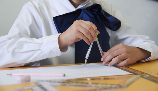 Paro de maestros y profesores de Montevideo este viernes: agredieron a docentes en una escuela de Maroñas