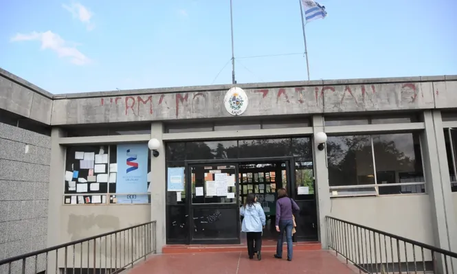 Las clases arrancan en Secundaria sin 12 liceos