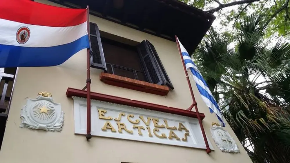 La escuela Artigas en Paraguay