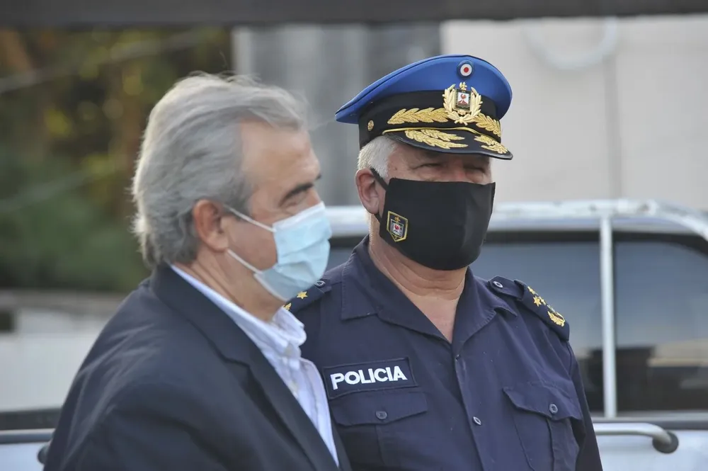 El ministro Jorge Larrañaga se reunió con el sindicato policial, que lo puso al tanto de las publicaciones