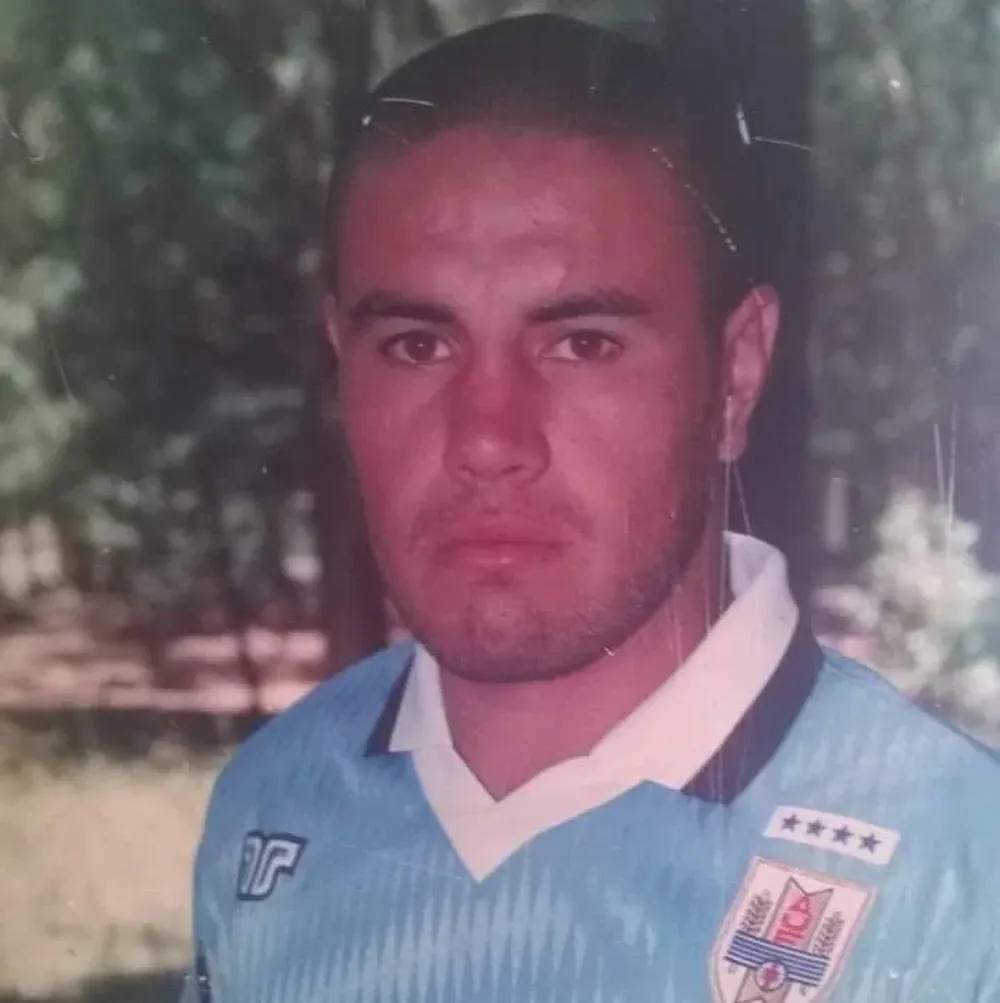 Maxi Castro con la celeste